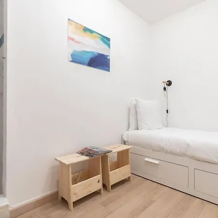 Charming Two Bedroom Wagram 17Th Paris Exterior foto